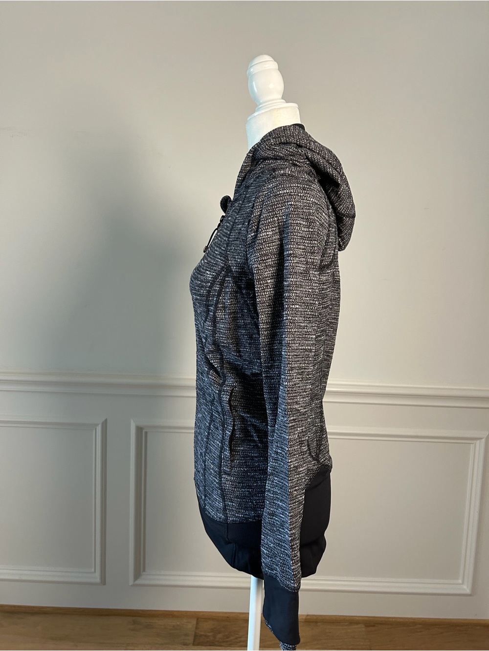 lululemon athletica Black Heather Zip Hoodie Jacket - Picture 11 of 13